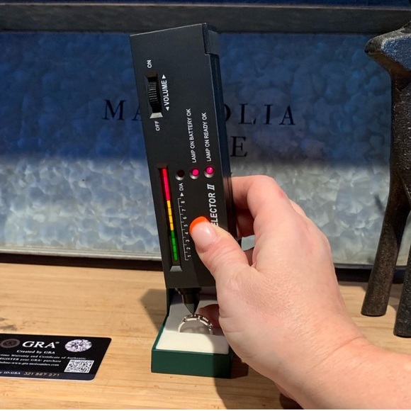 NEW Stunning Moissanite D link chain style band - Picture 9 of 9